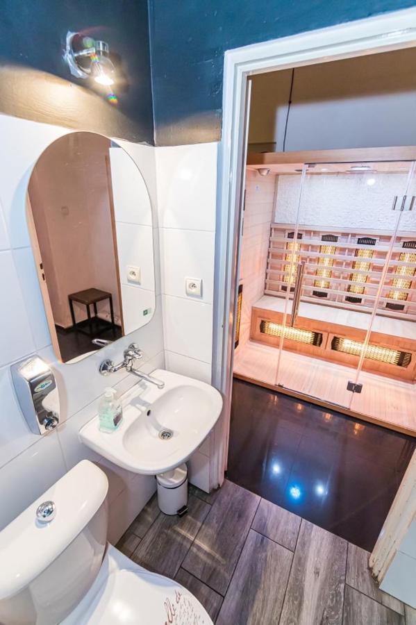 Apartment Exclusive Man Cave